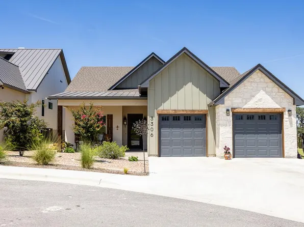 3306 Shelton Dr, Kerrville, TX 78028