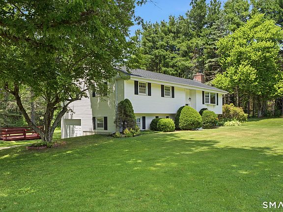 3rd image of 385 Cotton Hill Road