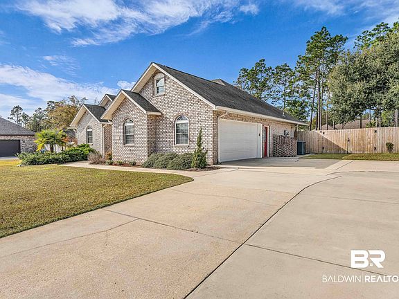 4th image of 8473 Heron Dr