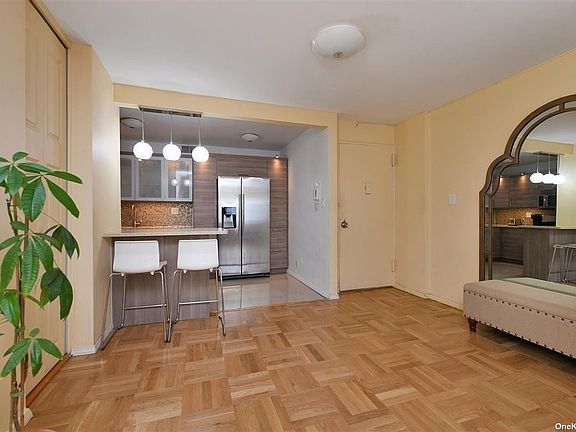 3rd image of 125-10 Queens Blvd #608