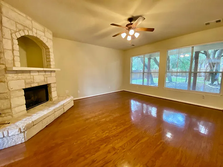 2314 Zoa Dr — Photo 9