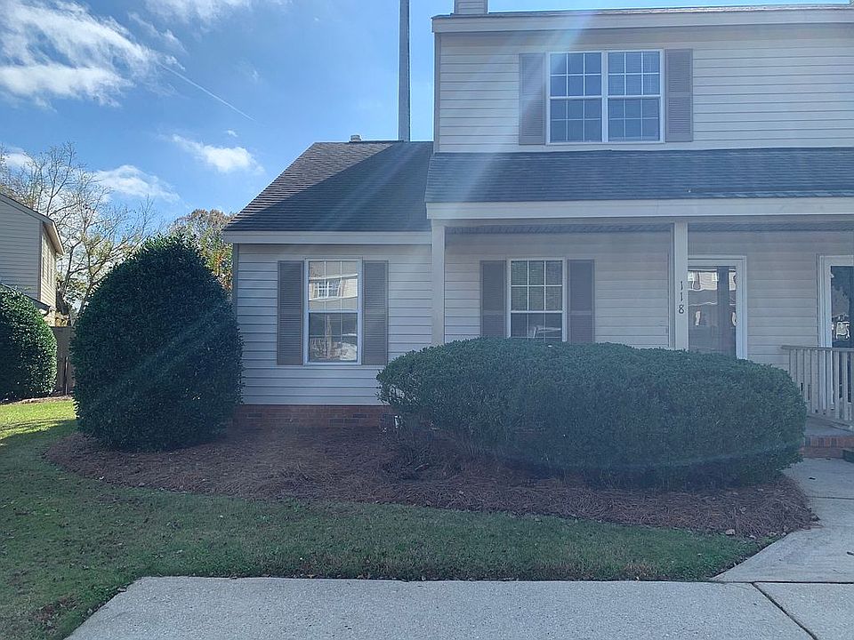 1st image of 118 Lauren Cir