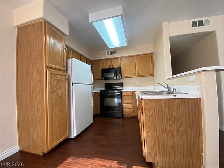 3152 Tarpon Dr #204 — Photo 6