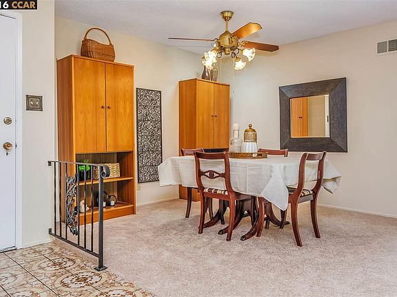 4th image of 2356 Minaret Dr