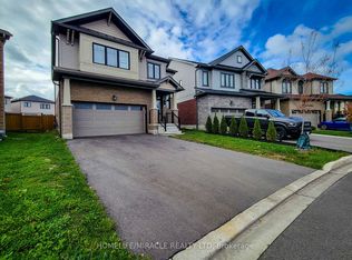 63 Magdalena St, Hamilton, ON L8J 0M3