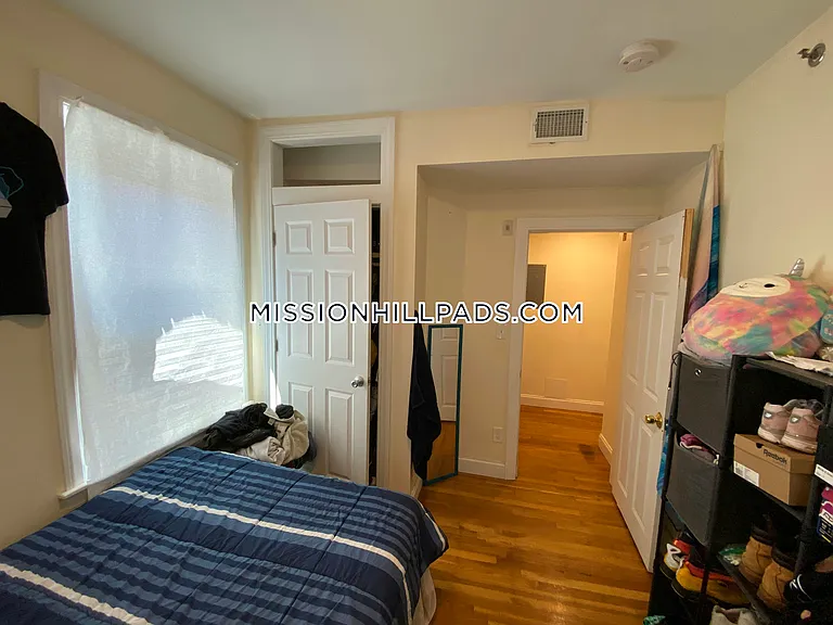 830 Huntington Ave #3 — Photo 40