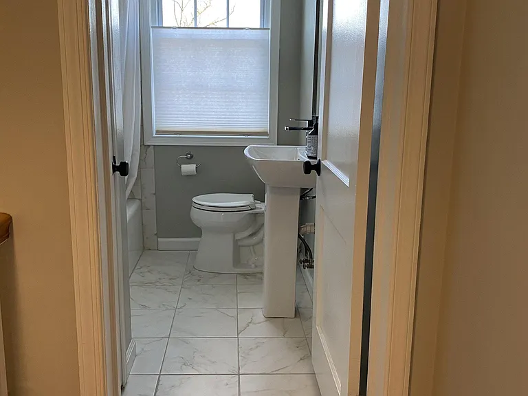 211 Stanmore Rd — Photo 9
