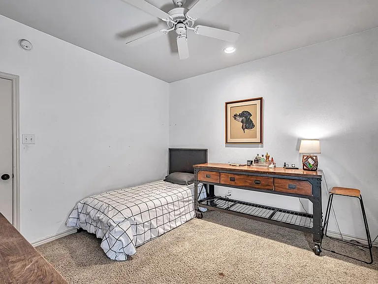 5908 Pedernales Dr — Photo 23