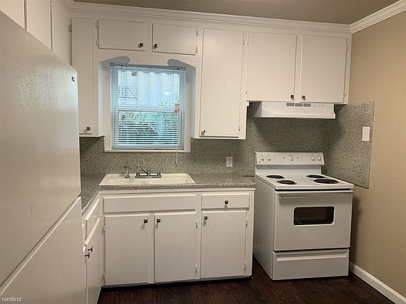 KITCHEN (4)
