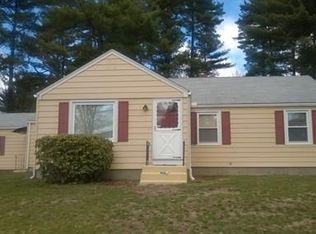 6 Willowbrook Dr, Springfield, MA 01129