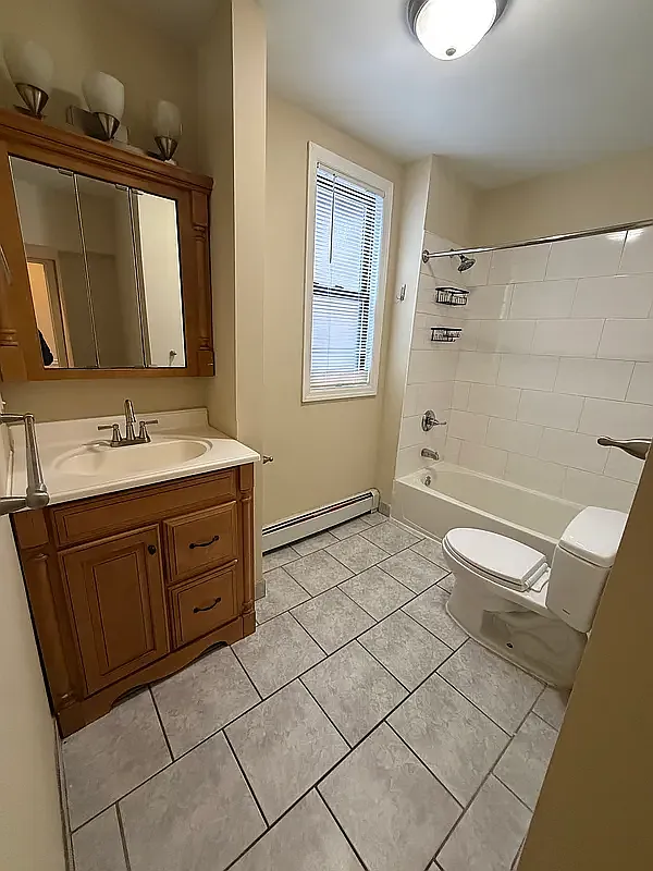 Studio, $1,650 — Photo 4