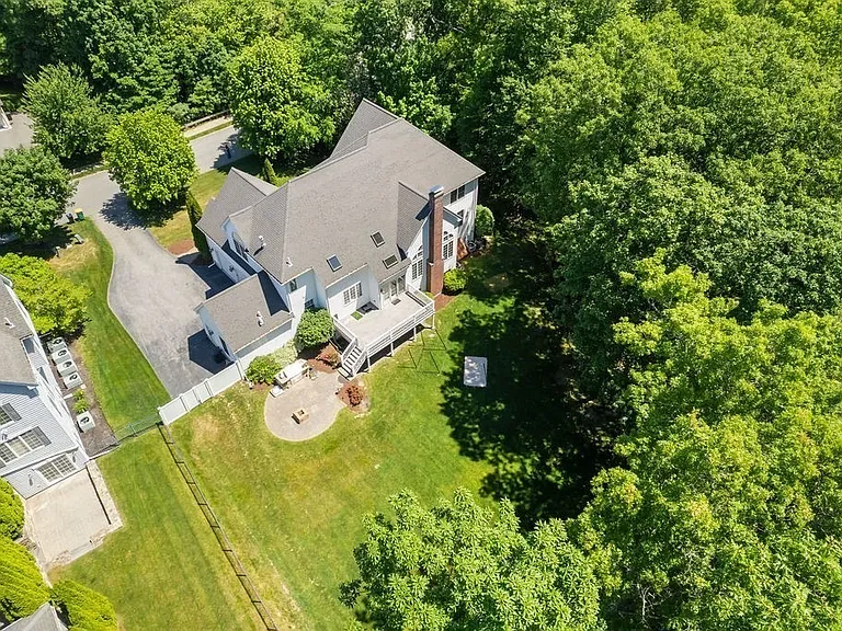 12 Ronald C Meyer Dr — Photo 2