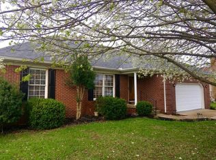 380 Shady Brook Ln, Louisville, KY
