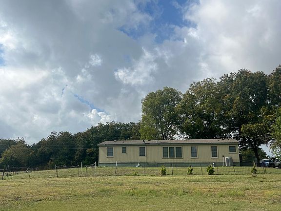 4th image of 3161 Private Road 5576