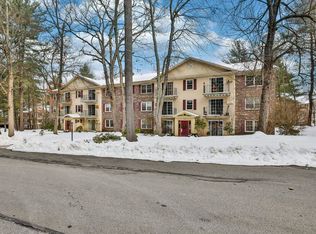 4-08 Autumn Leaf Dr #8, Nashua, NH 03060