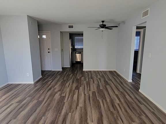 5th image of 15402 N 28th St Unit 107