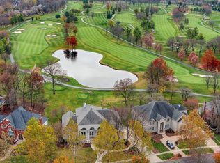 4206 Royal Fox Dr, St Charles, IL