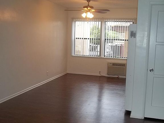 3rd image of 541 W Flora St