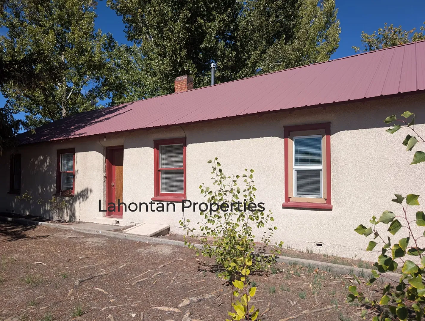 LH-00Hwy95A — Photo 1
