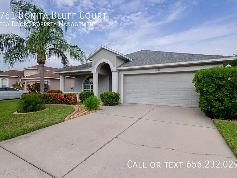 1761 Bonita Bluff Ct — Photo 30