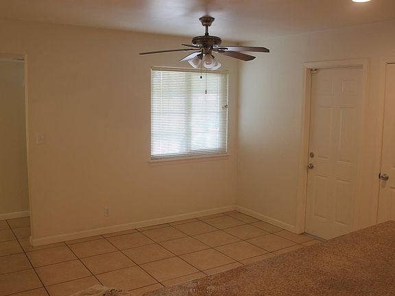 5th image of 15607 La Paz Dr