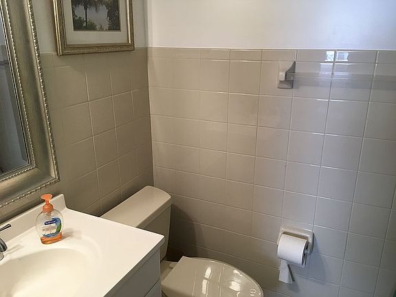 5th image of 1105 S Flagler Ave APT 604