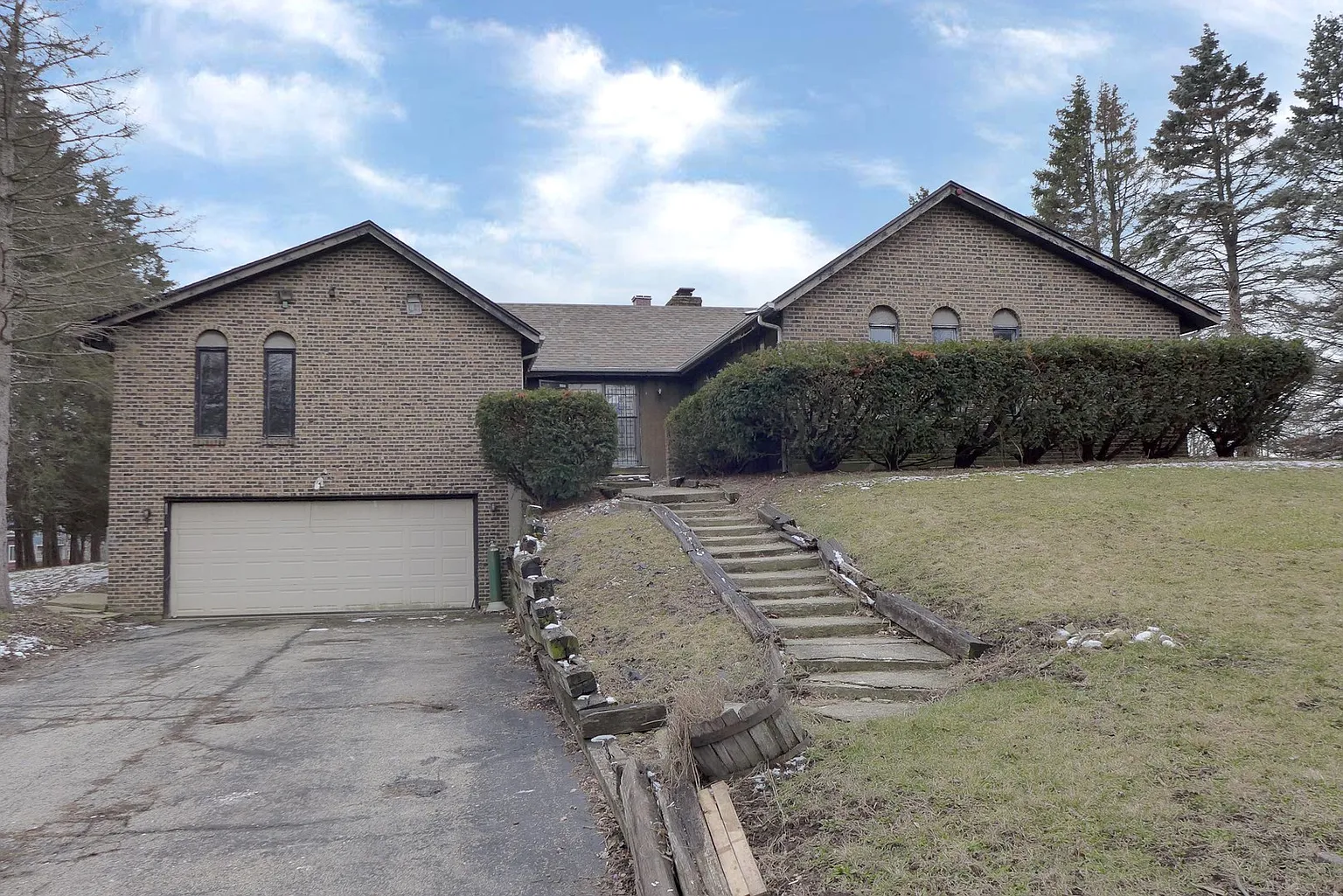 24361 W Tyler Ave photo 1