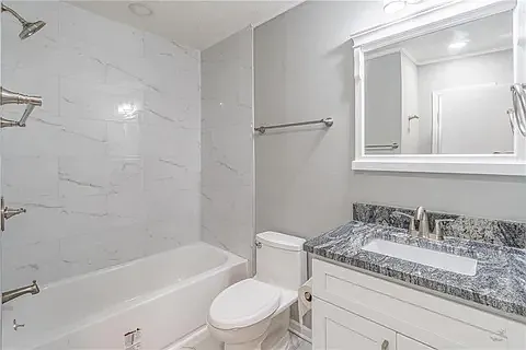 4794 Wyndam Dr — Photo 8