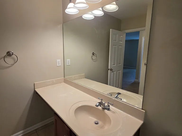 46 Brookview Dr — Photo 14