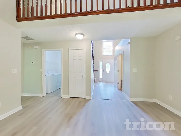 2651 Laurel Woods Ln SE — Photo 4