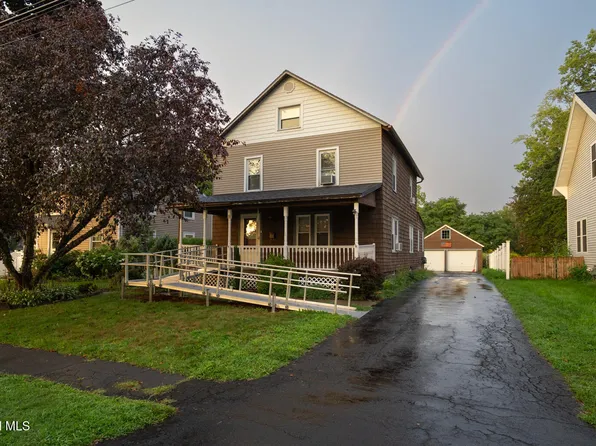 8 Lincoln Avenue, Delmar, NY 12054