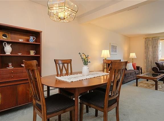 5th image of 267 Buttonwood Ave