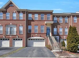 41845 Cinnabar Sq, Aldie, VA 20105
