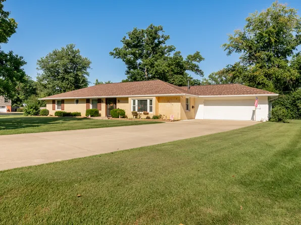 1144 North Dr, Seymour, IN 47274