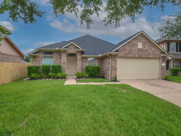 914 Cove Crest Trl, Fresno, TX 77545