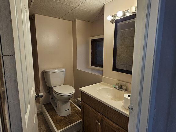 5th image of 3 Essex St Unit 7B