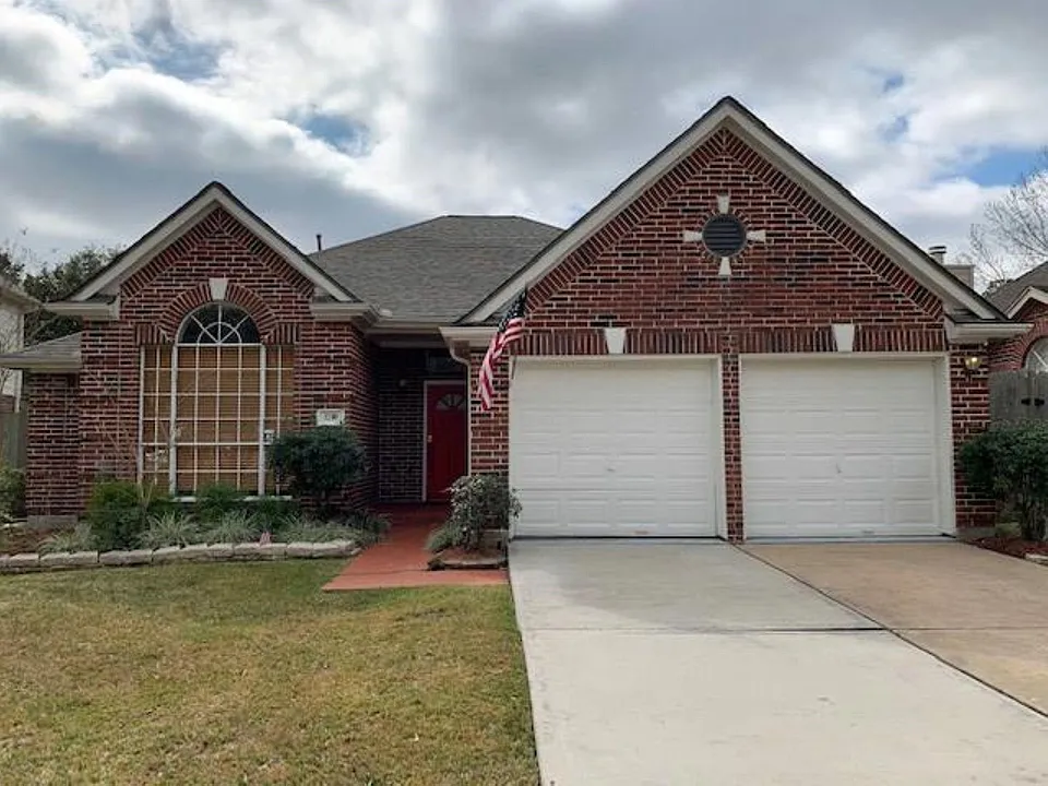 1710 Emerald Lake Ct