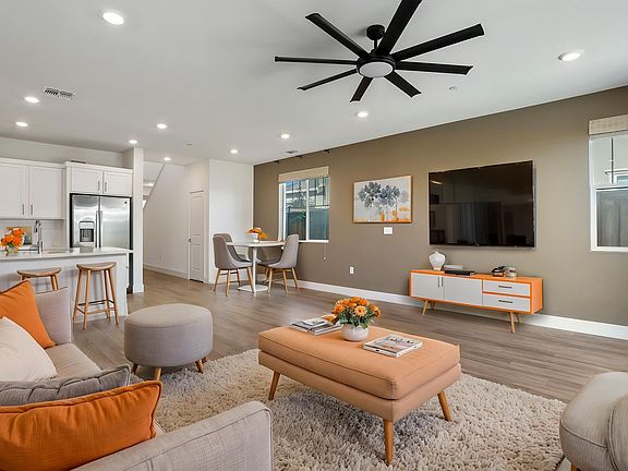 2nd image of 5996 Markham Dr