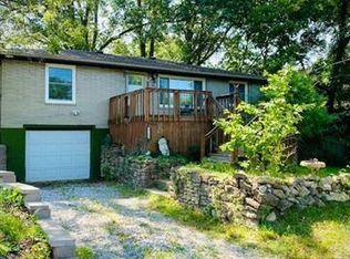 9204 Chestnut Ave, Kansas City, MO 64132