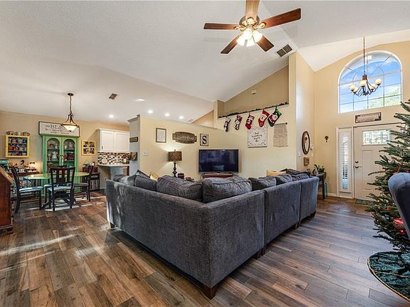 3rd image of 2311 Pinebrook Ct