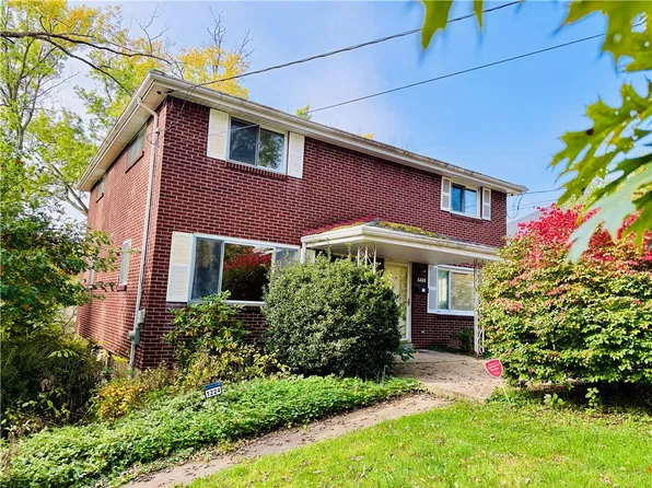 1224 10th St, Irwin, PA 15642