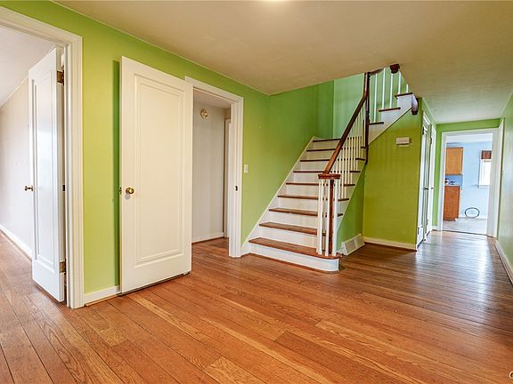 4th image of 1513 N James St