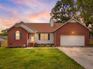 120 Jennings Cir, Tullahoma, TN 37388