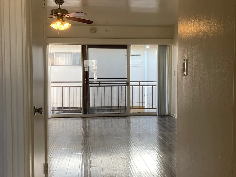 4228 Degnan Blvd #F — Photo 6