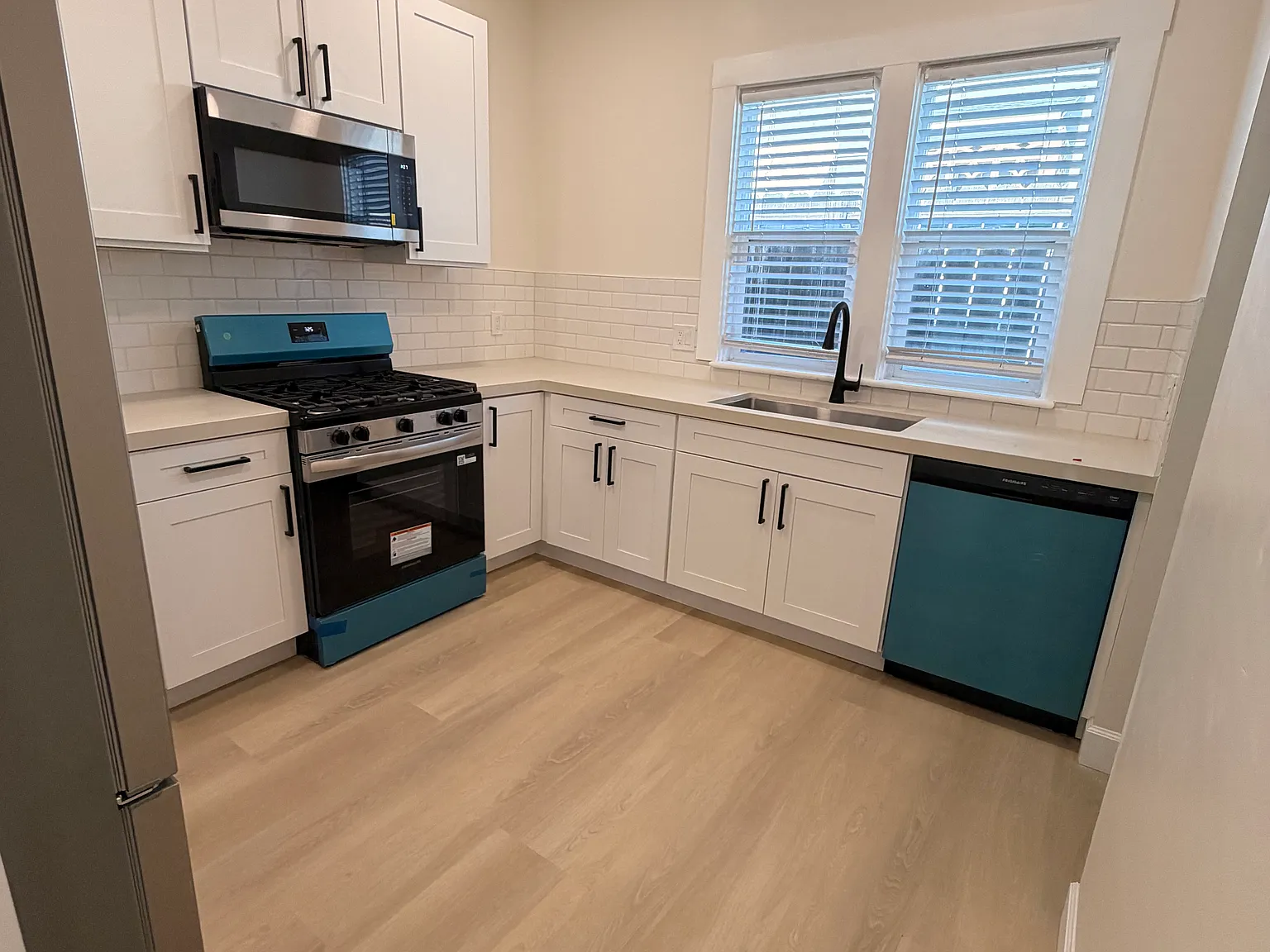 2 bed, $3,700 — Photo 4