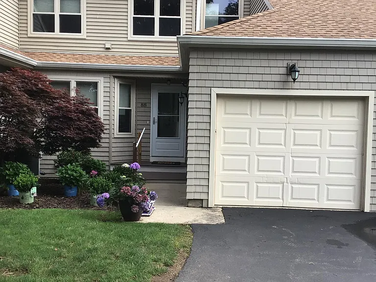 88 Quarry Dock Rd #88 — Photo 1