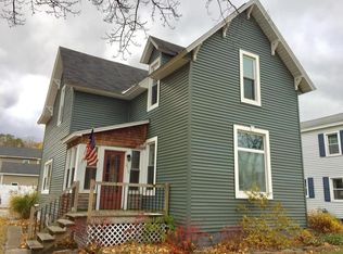 475 1st St, Manistee, MI 49660