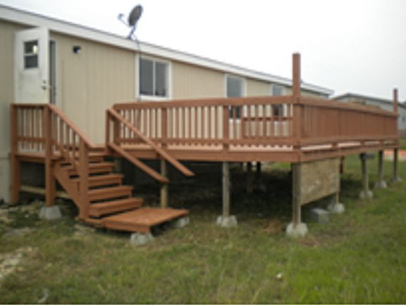 Huge Deck For Family BBQ's!!