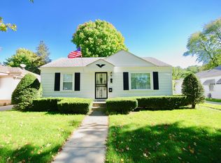 7502 N Silvery Ln, Dearborn Heights, MI 48127