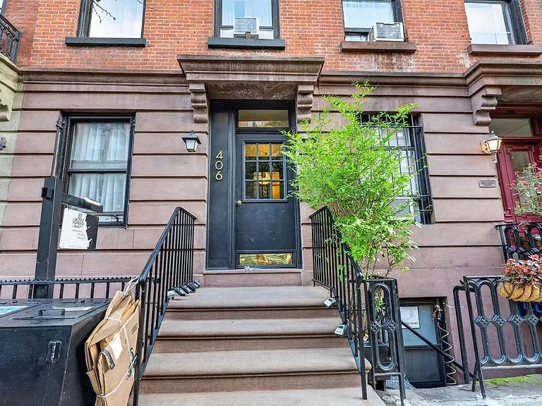 406 W 22nd St #5R — Photo 1